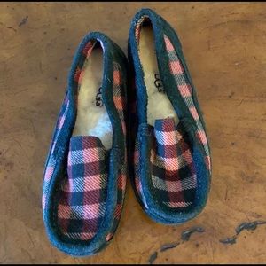 Very good condition Ugg size 13